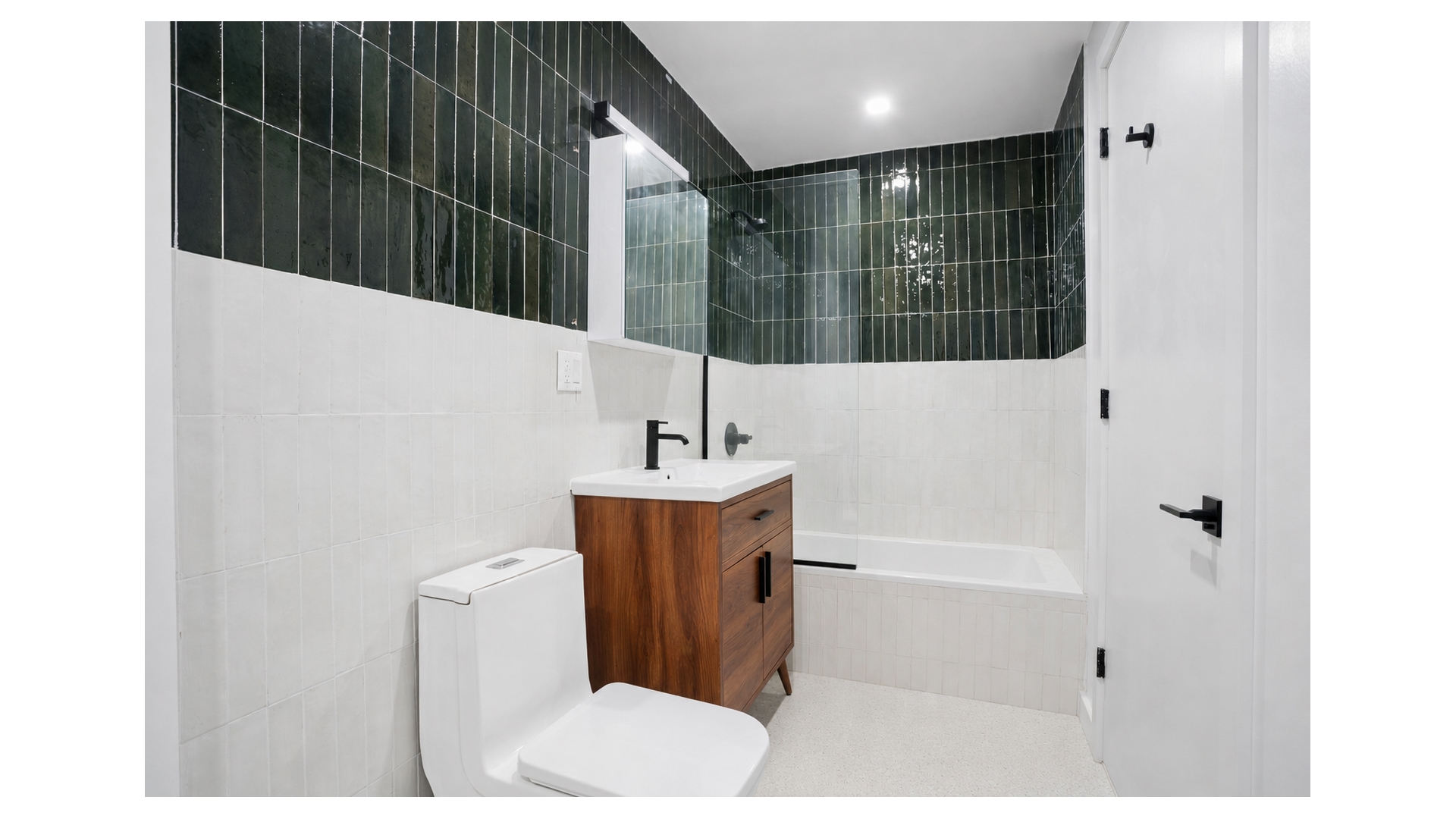 131 Madison Street 2a Property Photo 4