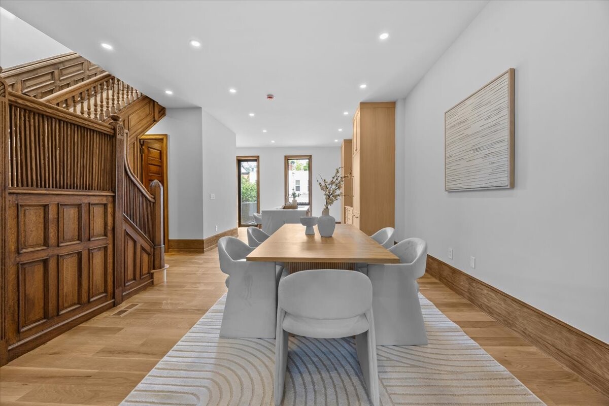 208 Lincoln Road Property Photo 11