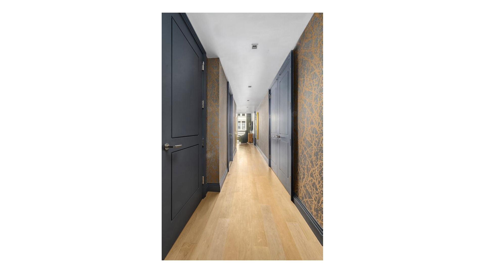 1 Wall Street 710 Property Photo 5