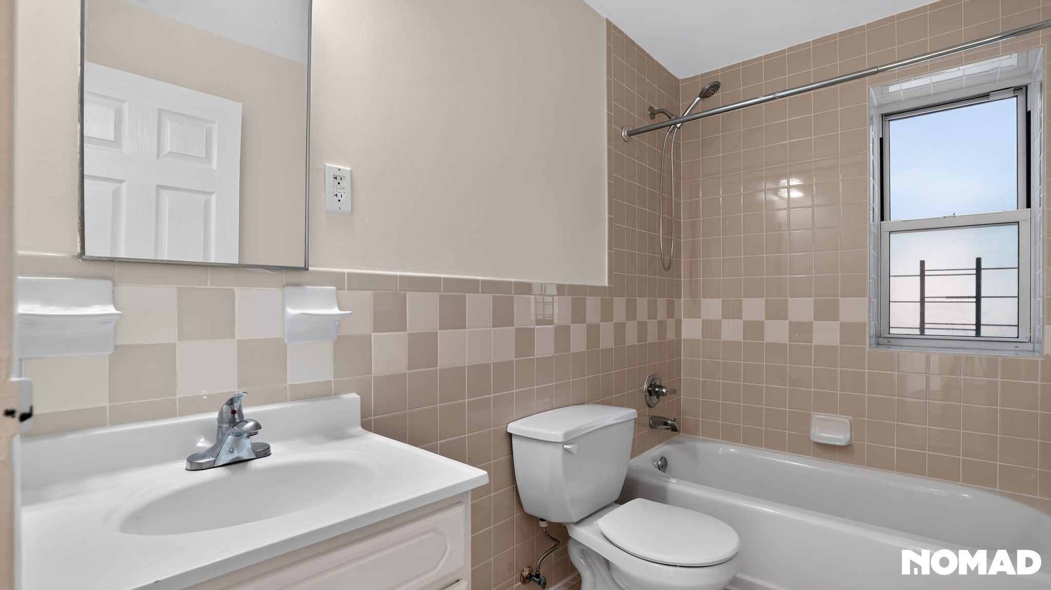 747 Essex Street 3fl Property Photo 30