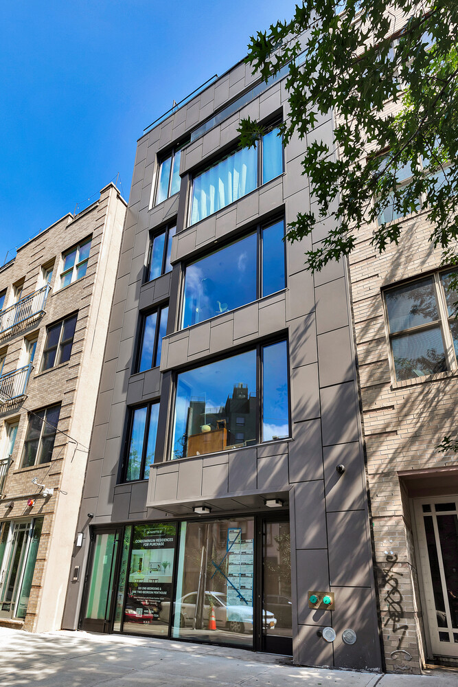 24 Fayette Street 4a Property Photo 7