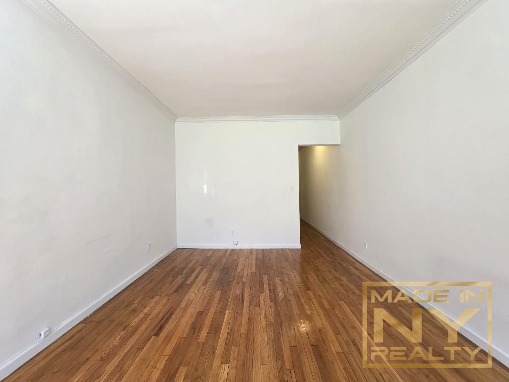 171 E 77th Street D3 Property Photo 2