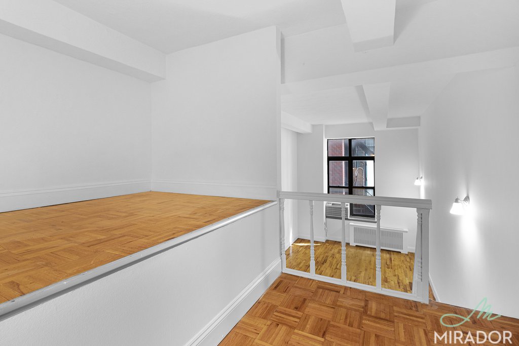 43 W 16th Street 2g Property Photo 4