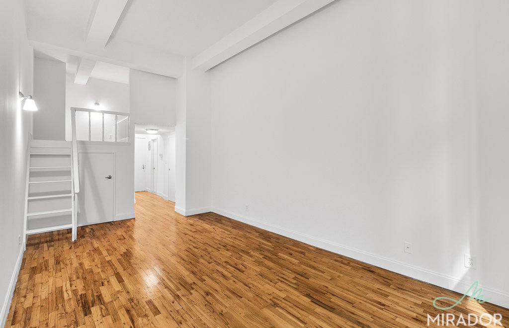 43 W 16th Street 2g Property Photo 6