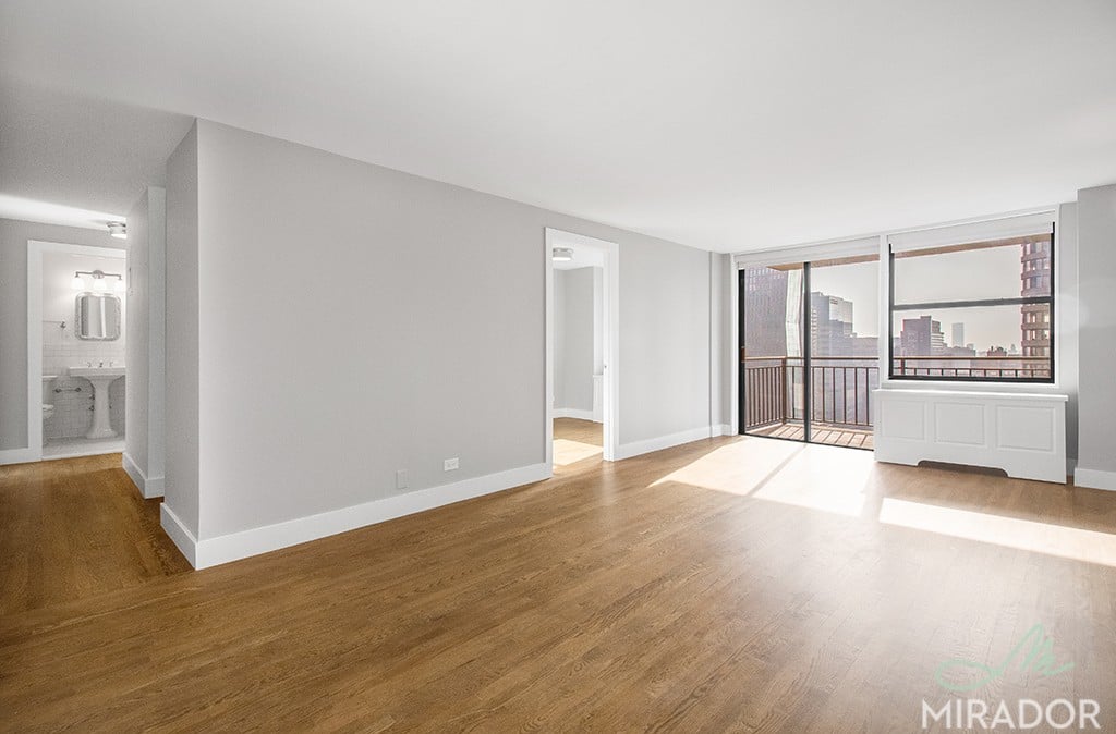 330 E 39th Street 25m Property Photo 1
