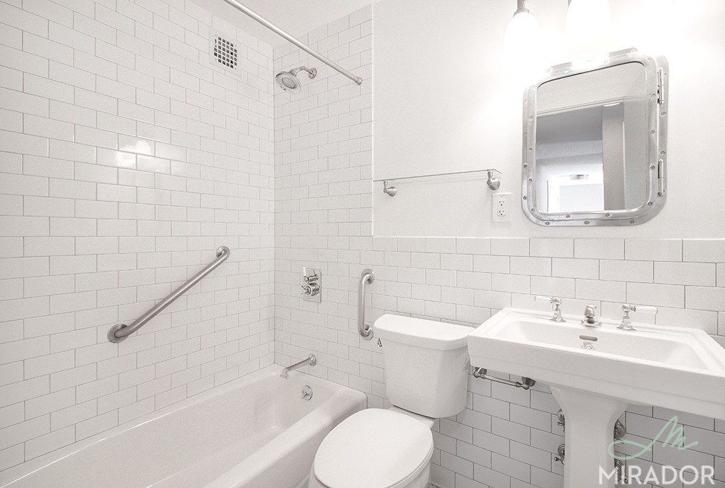 330 E 39th Street 25m Property Photo 11