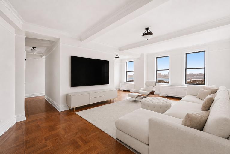 98 Riverside Drive 12B Property Photo 1