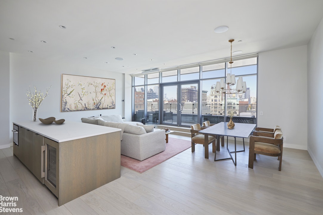 210 Lafayette Street Ph1c Property Photo 2