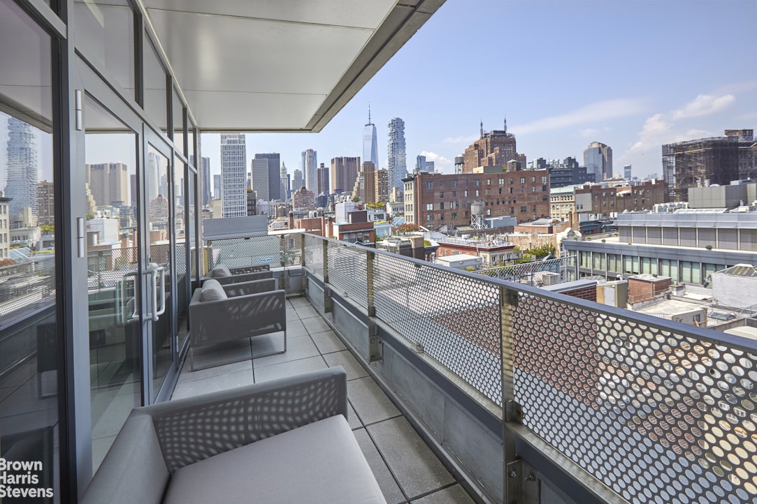 210 Lafayette Street Ph1c Property Photo 11