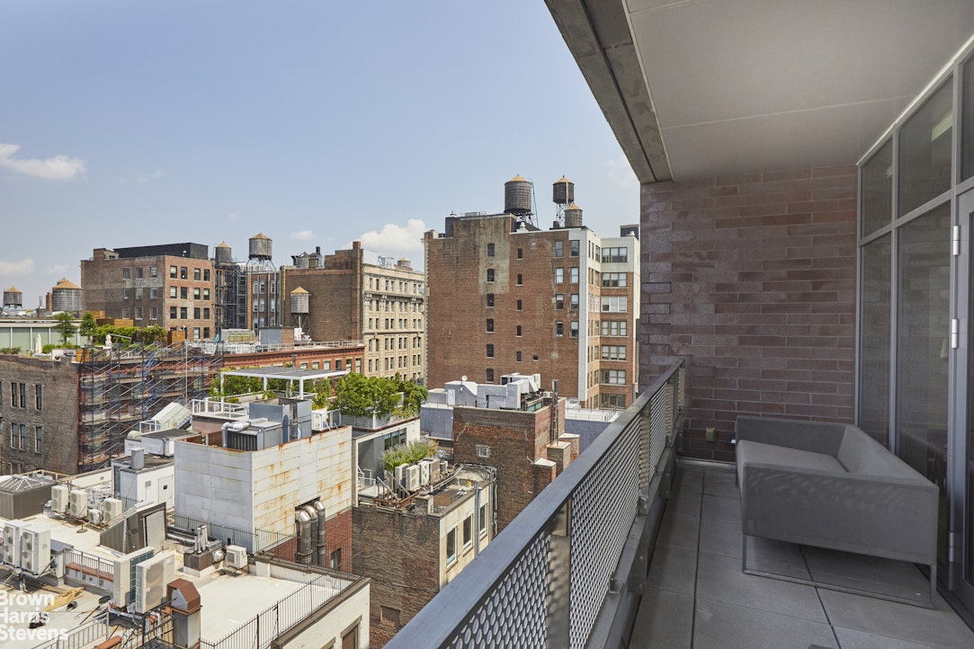 210 Lafayette Street Ph1c Property Photo 12