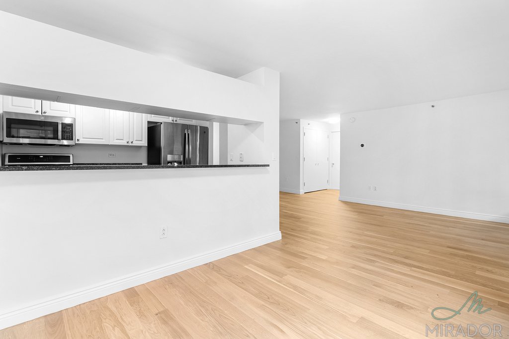 60 W 23rd Street 815 Property Photo 9