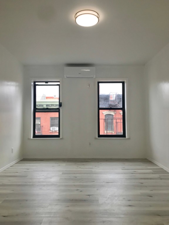 87 Clinton Street 17b Property Photo 6