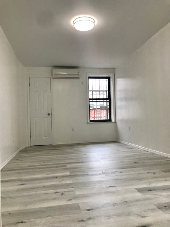 87 Clinton Street 17b Property Photo 8