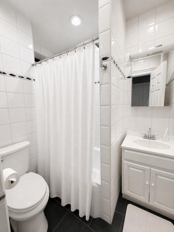 412 W 110th Street 61 Property Photo 4