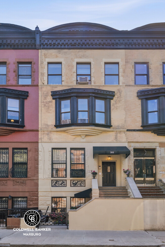 252 W 136TH Street Property Photo 1