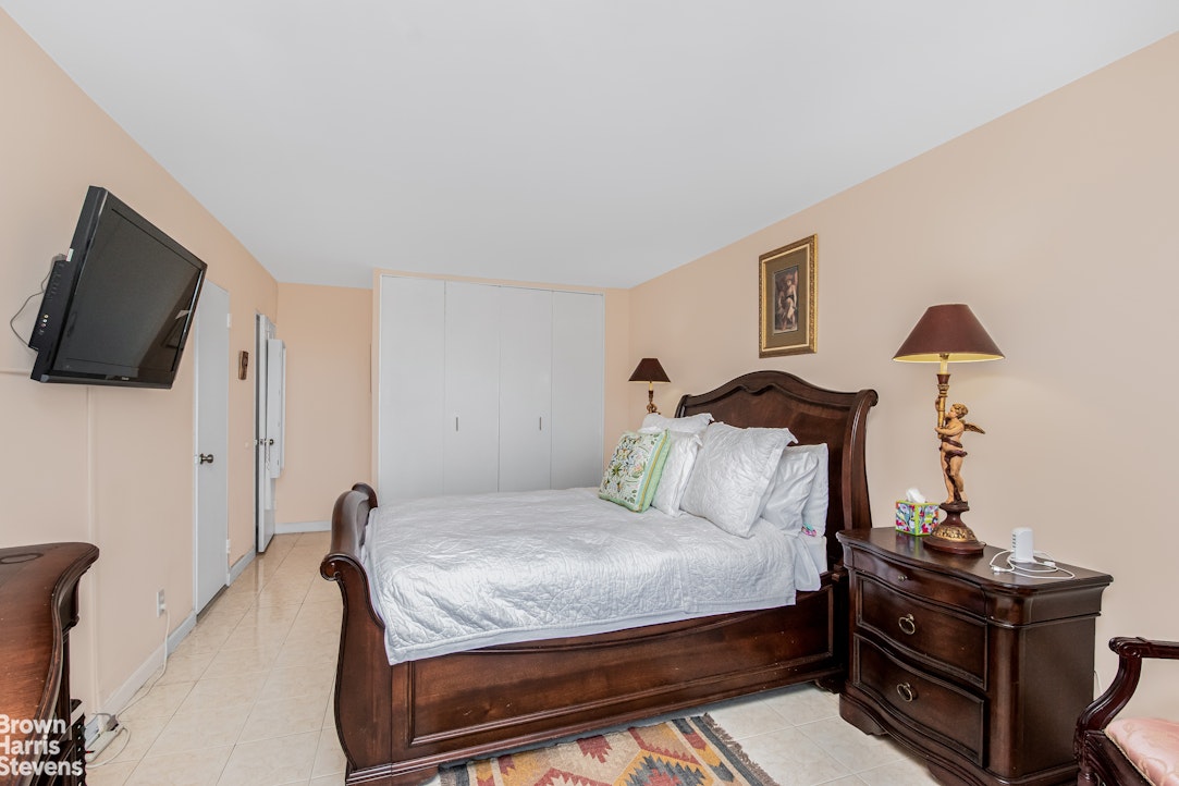 1020 Grand Concourse 11j Property Photo 10