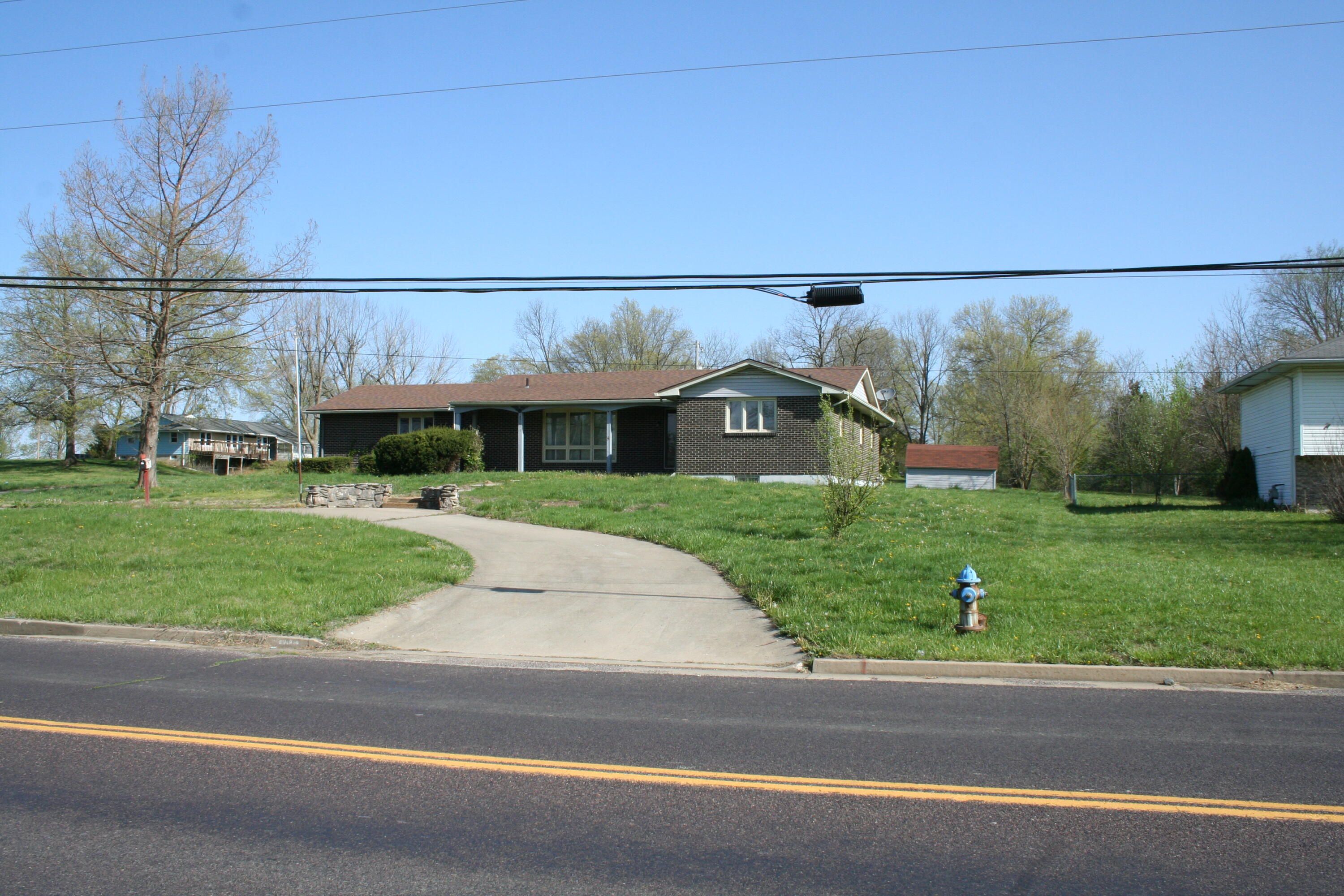 6007 E St Charles Rd Property Photo 4