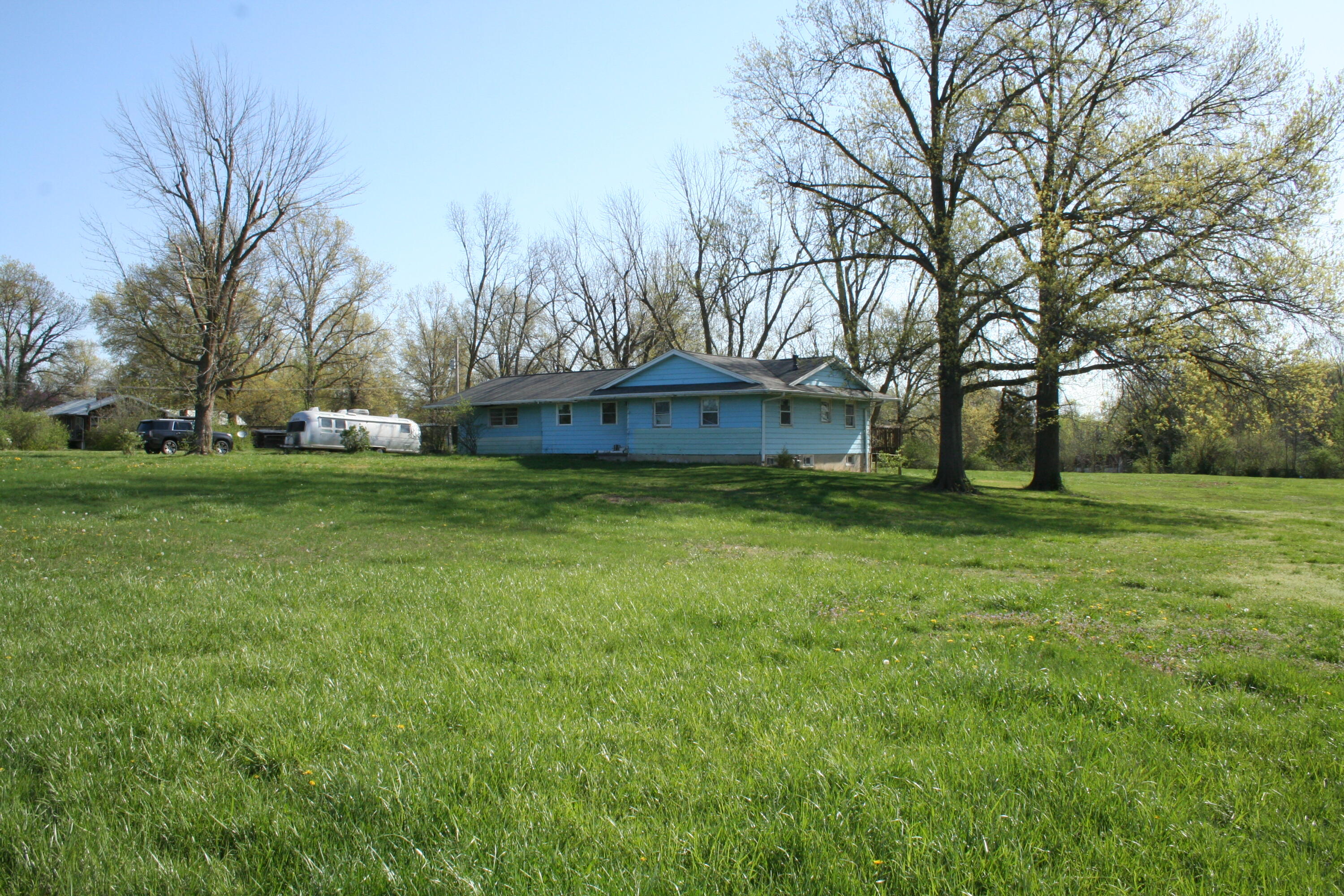 6003 E St Charles Property Photo 7