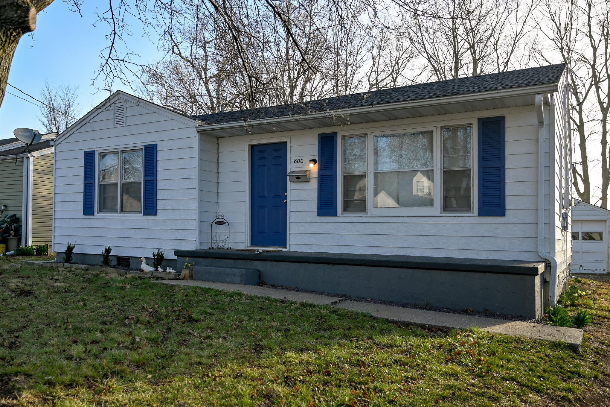 800 KING AVE Property Photo 1