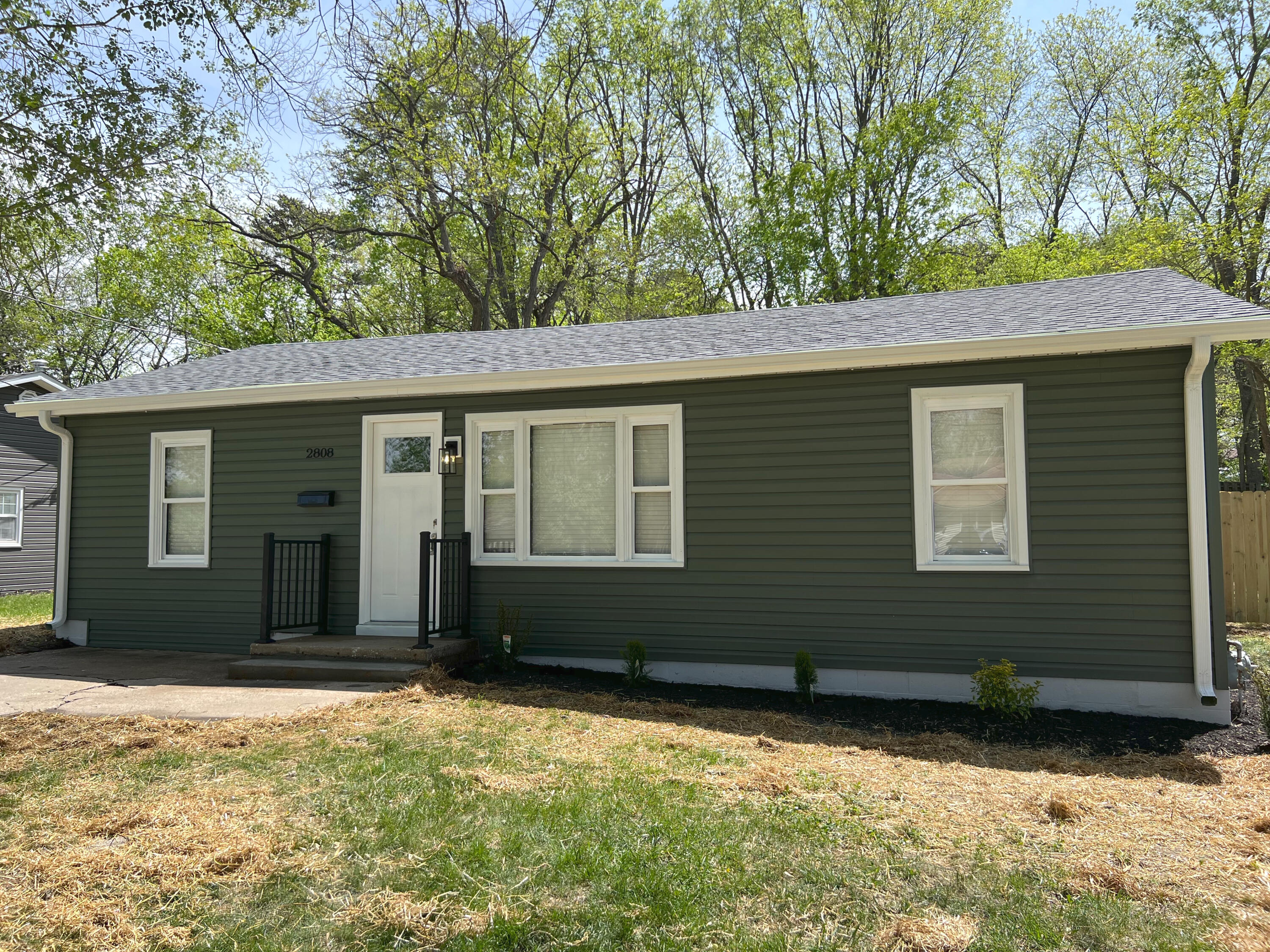 2808 Flora Dr Property Photo 1