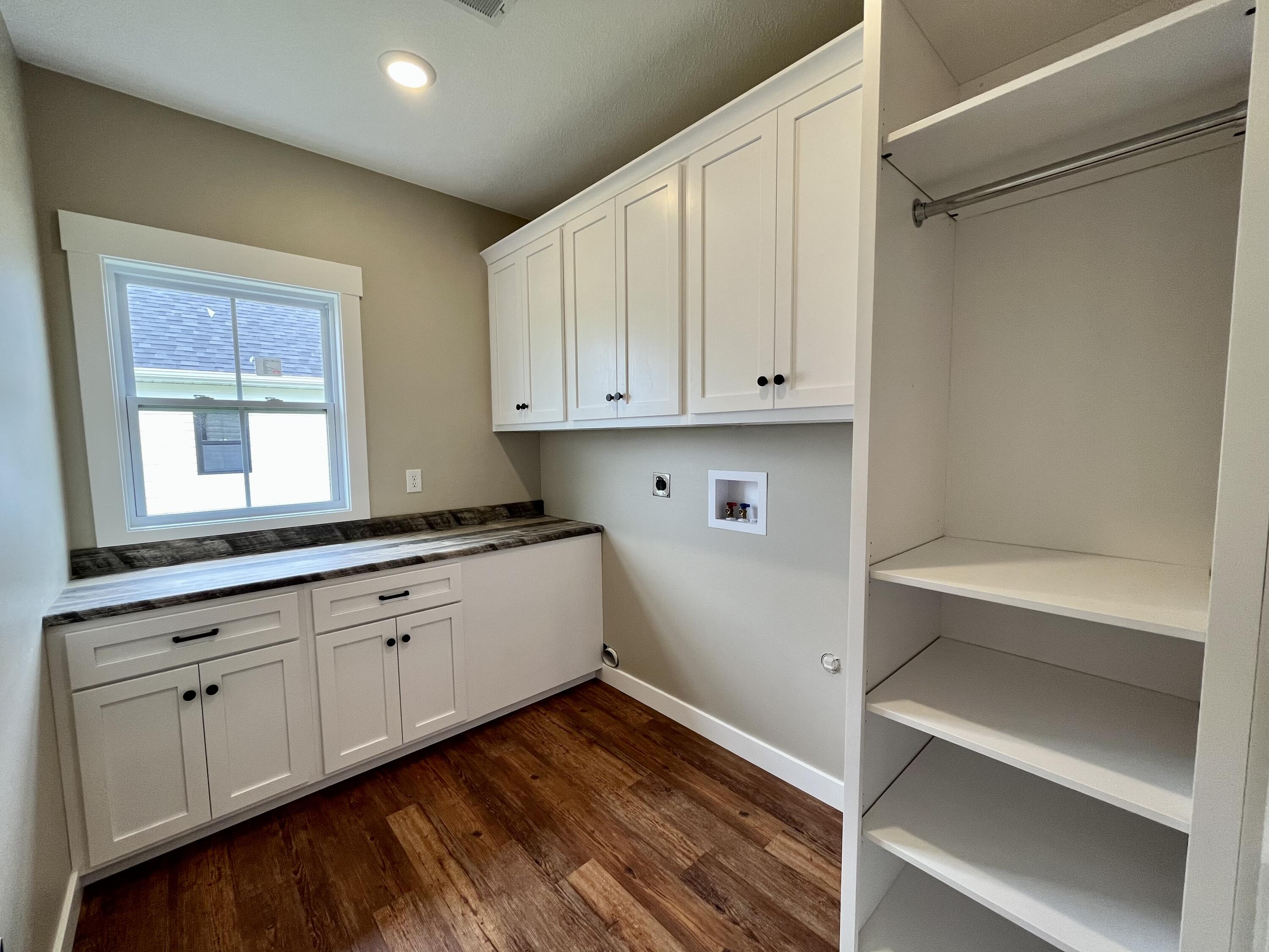 2471 Greenside Dr Property Photo 13