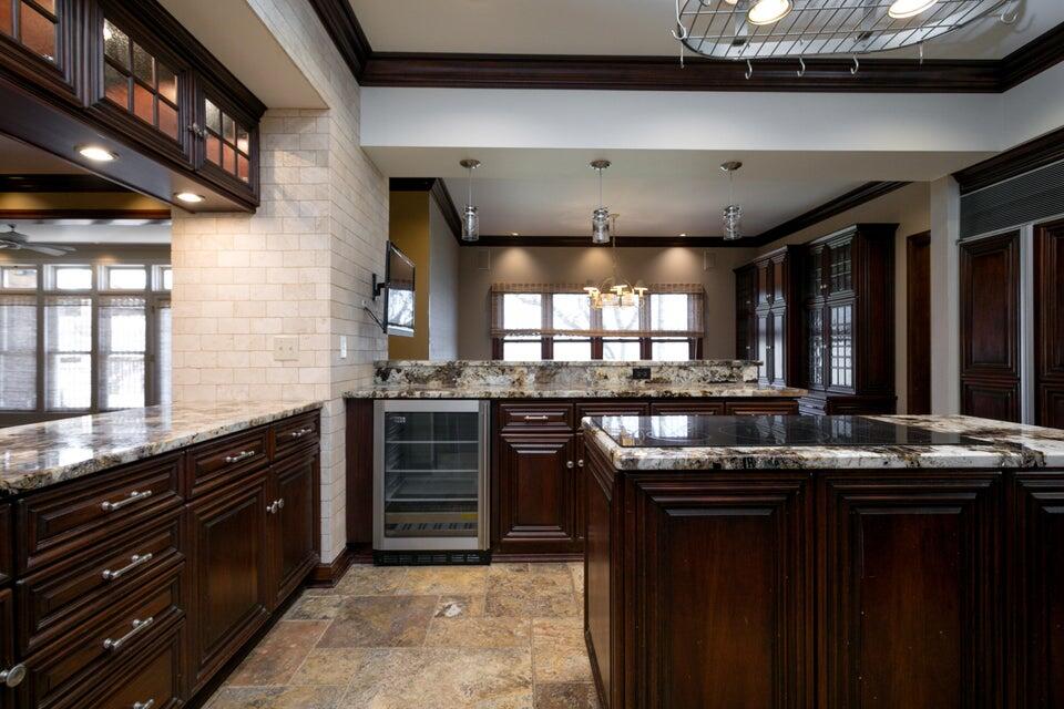 841 S Route Uu Property Photo 11
