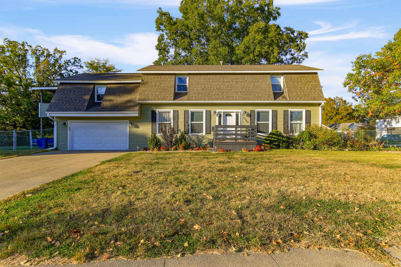 1125 Fisk Ave Property Photo 1