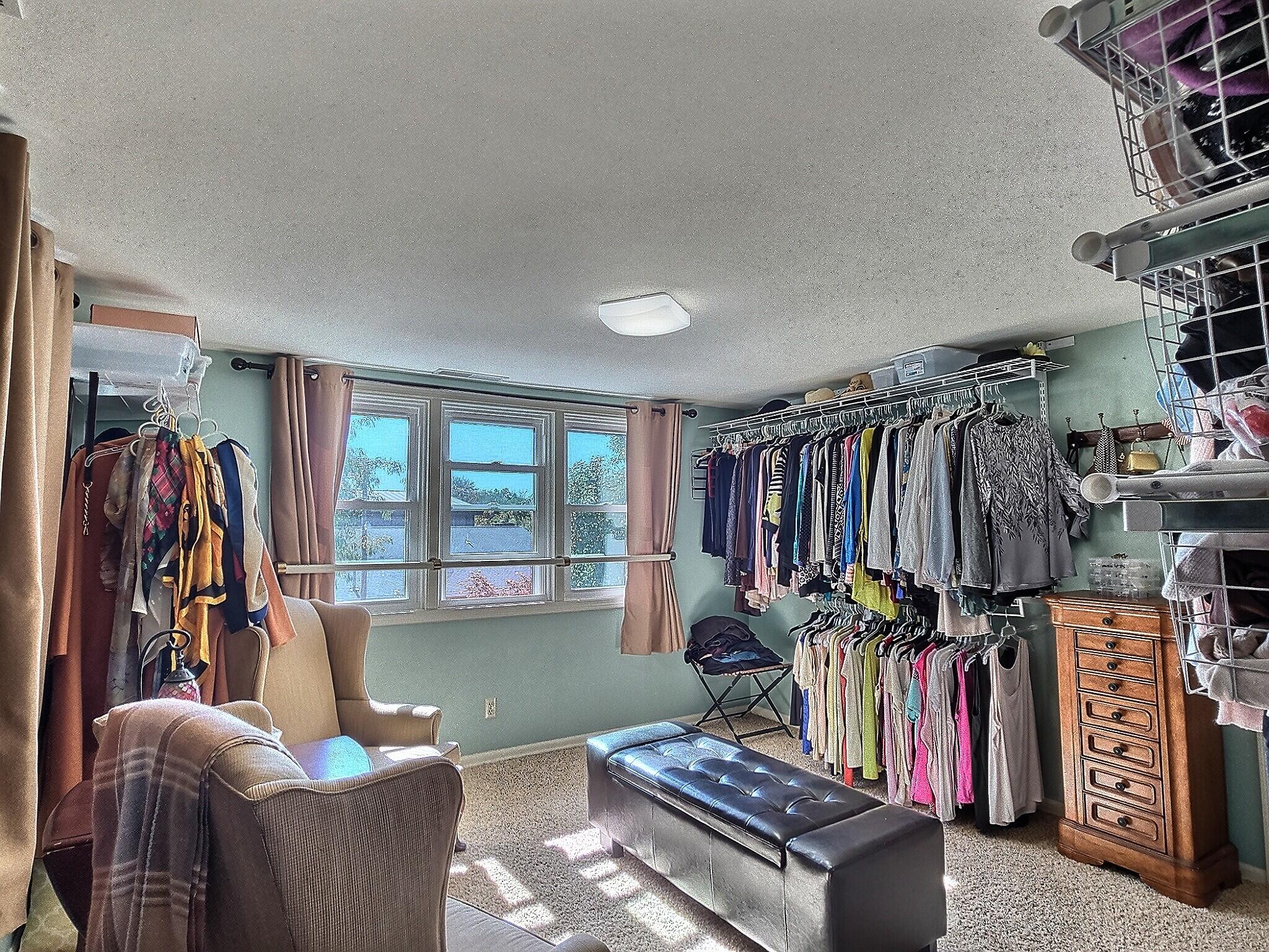 706 E Spring St Property Photo 14