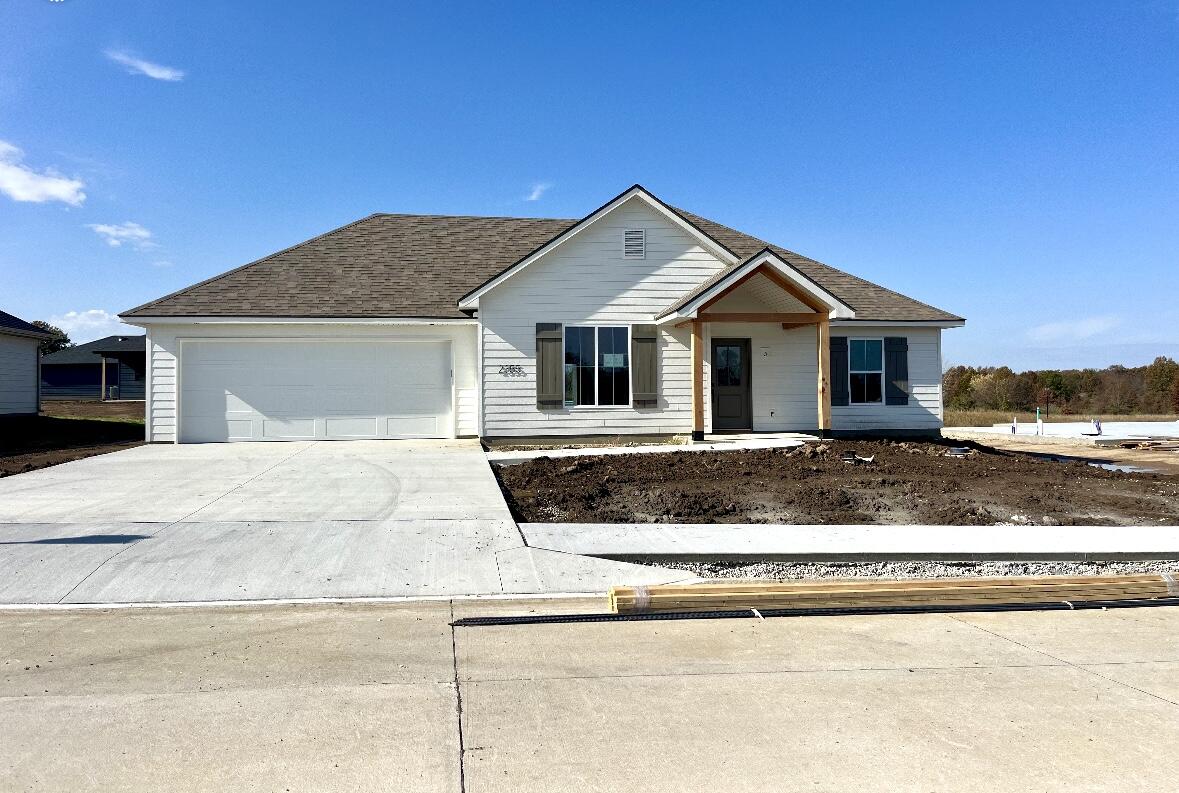 LOT 216 TRAVELLER DR Picture