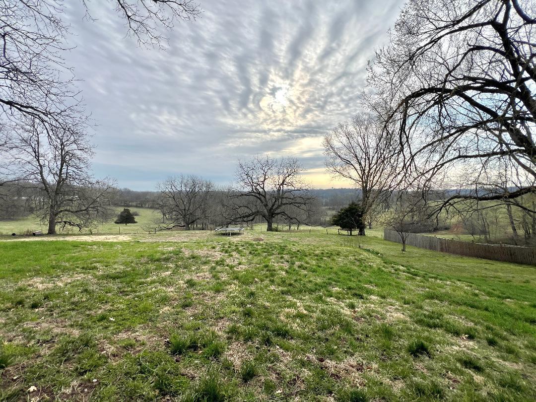1004 Santa Fe Trail Property Photo 2