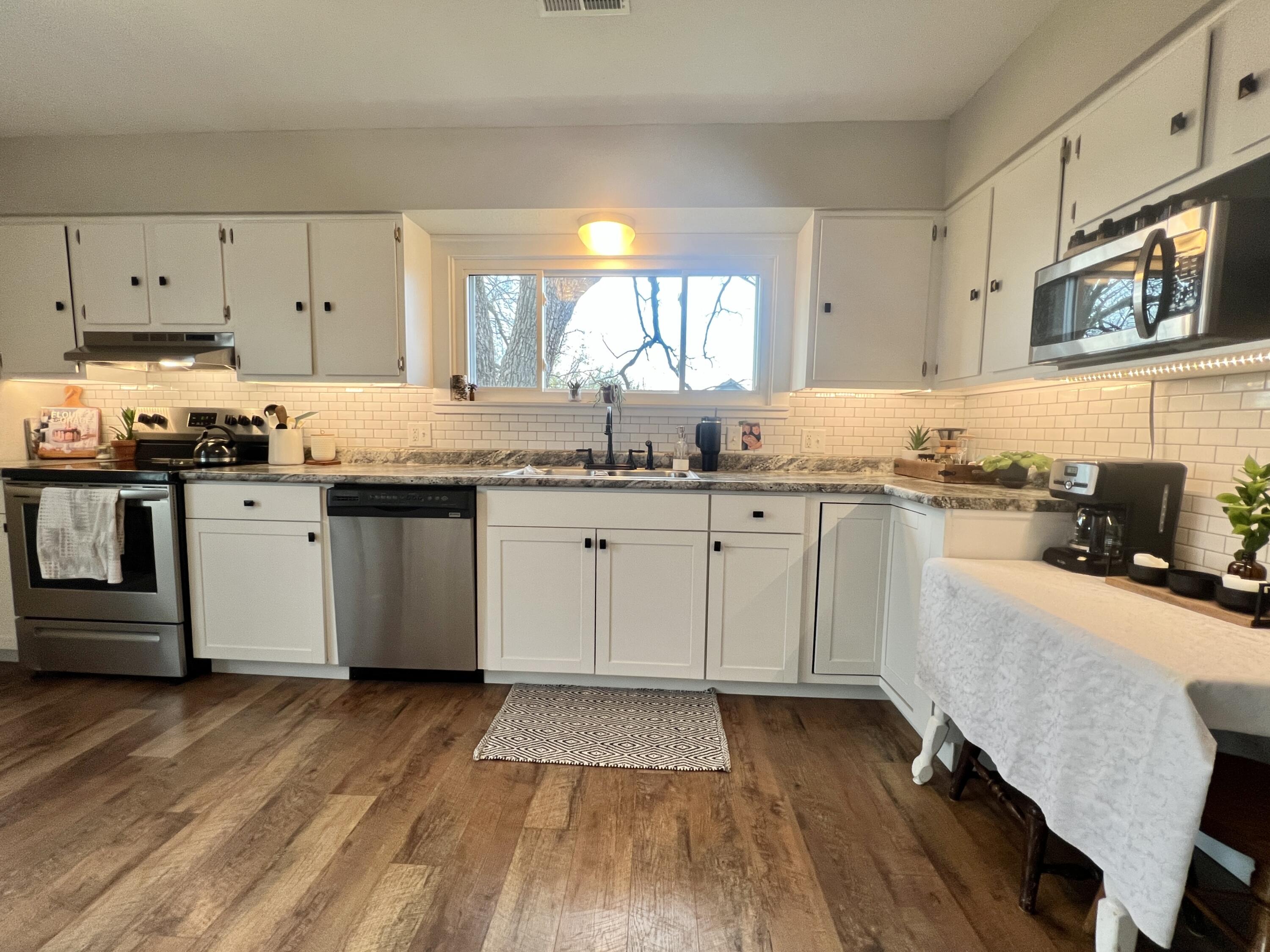 1004 Santa Fe Trail Property Photo 8