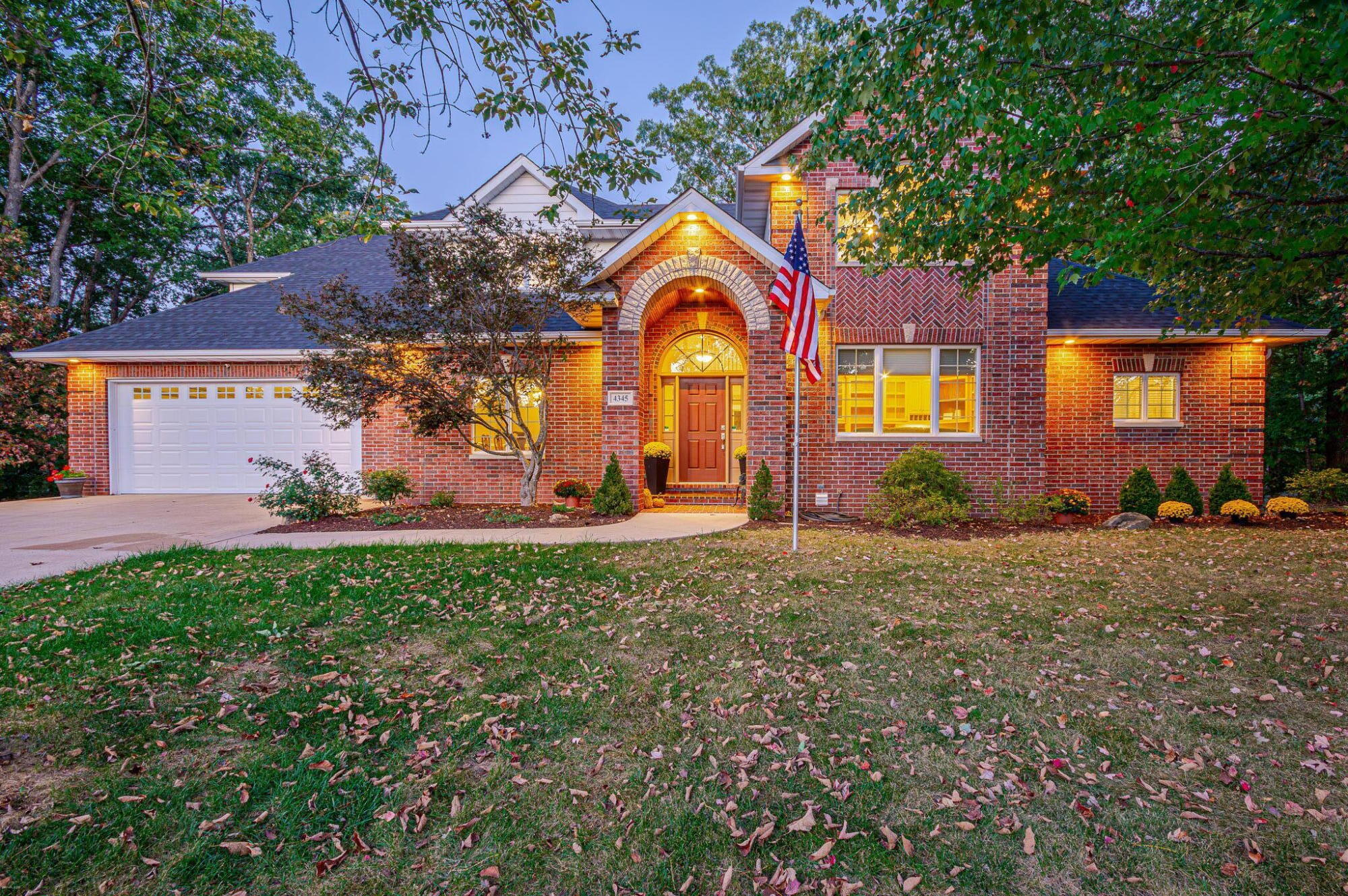 4345 E RAVENS RIDGE DR Property Photo 1