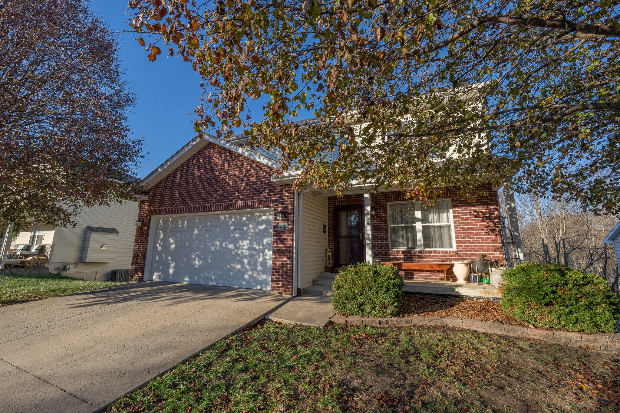 2209 GRIZZLY CT Property Photo 1