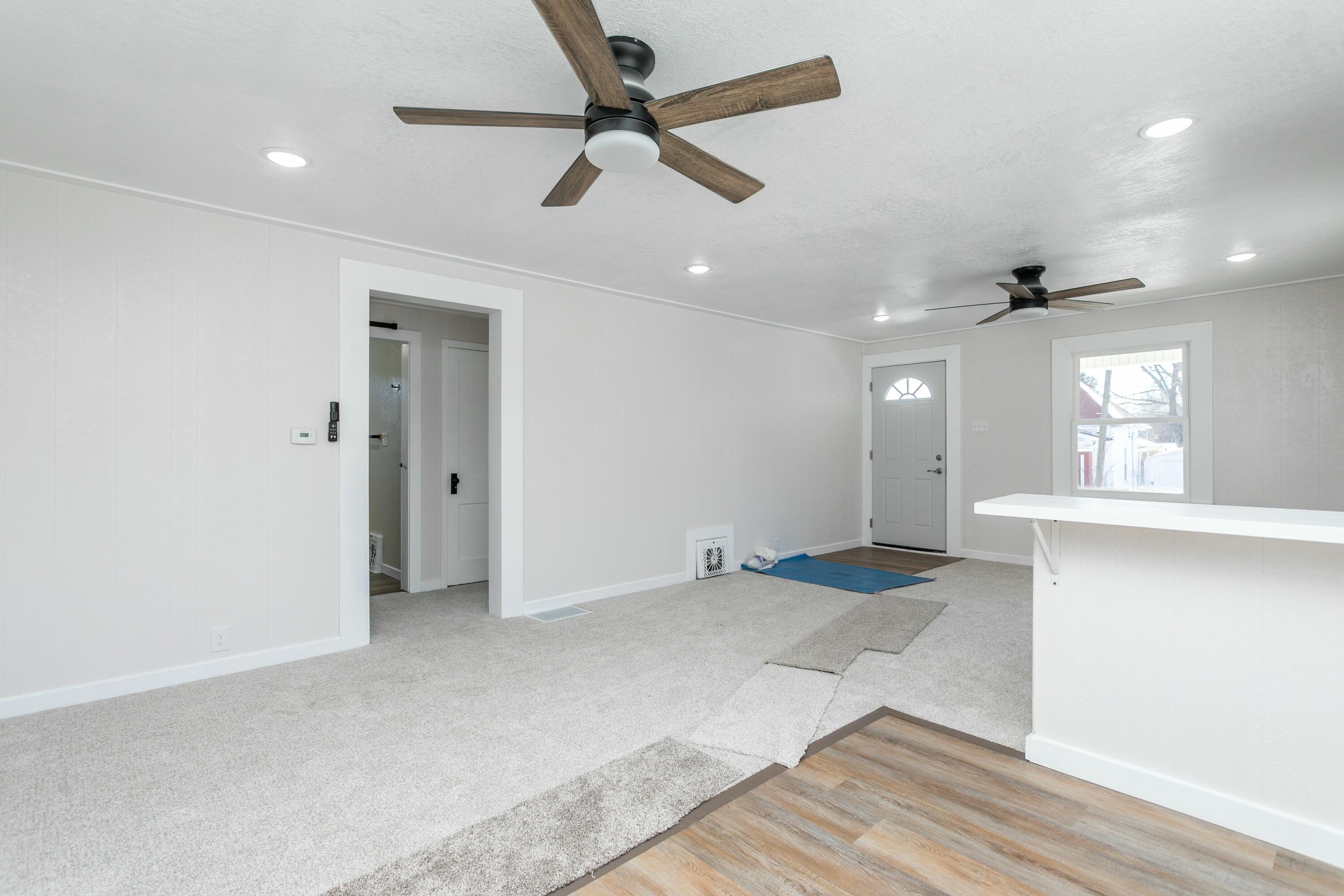 527 Farror St Property Photo 7