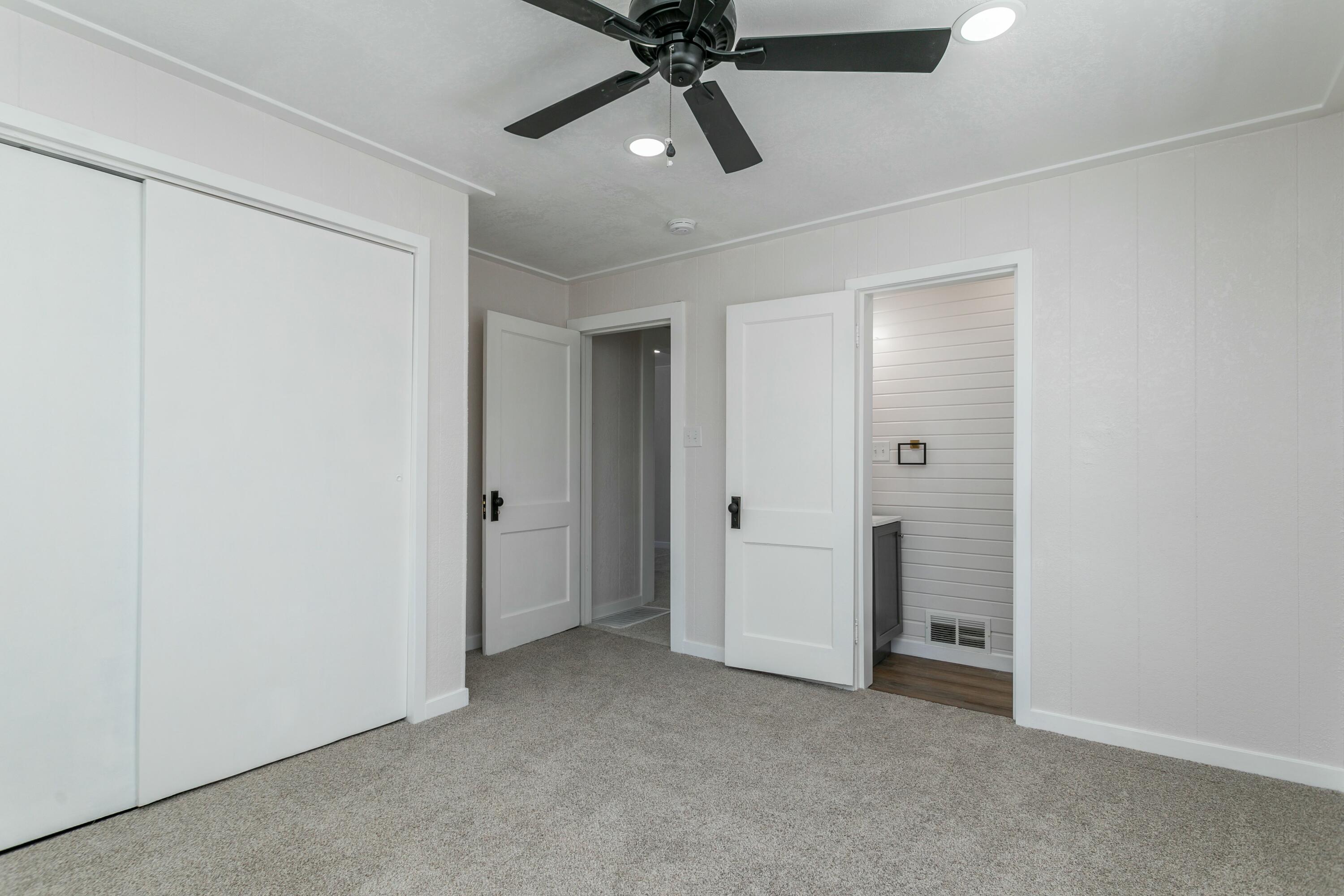527 Farror St Property Photo 22