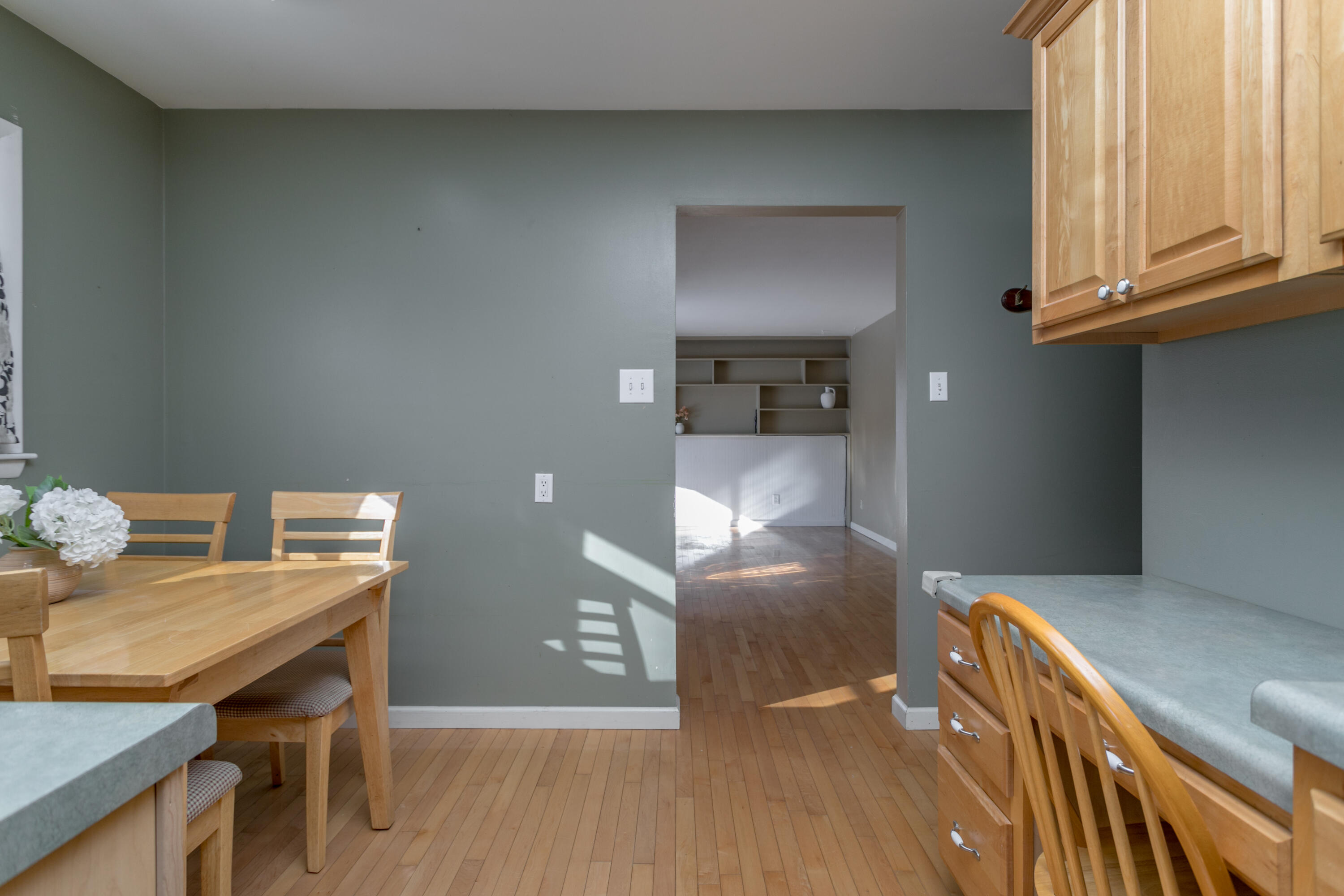 502 4th St Property Photo 7