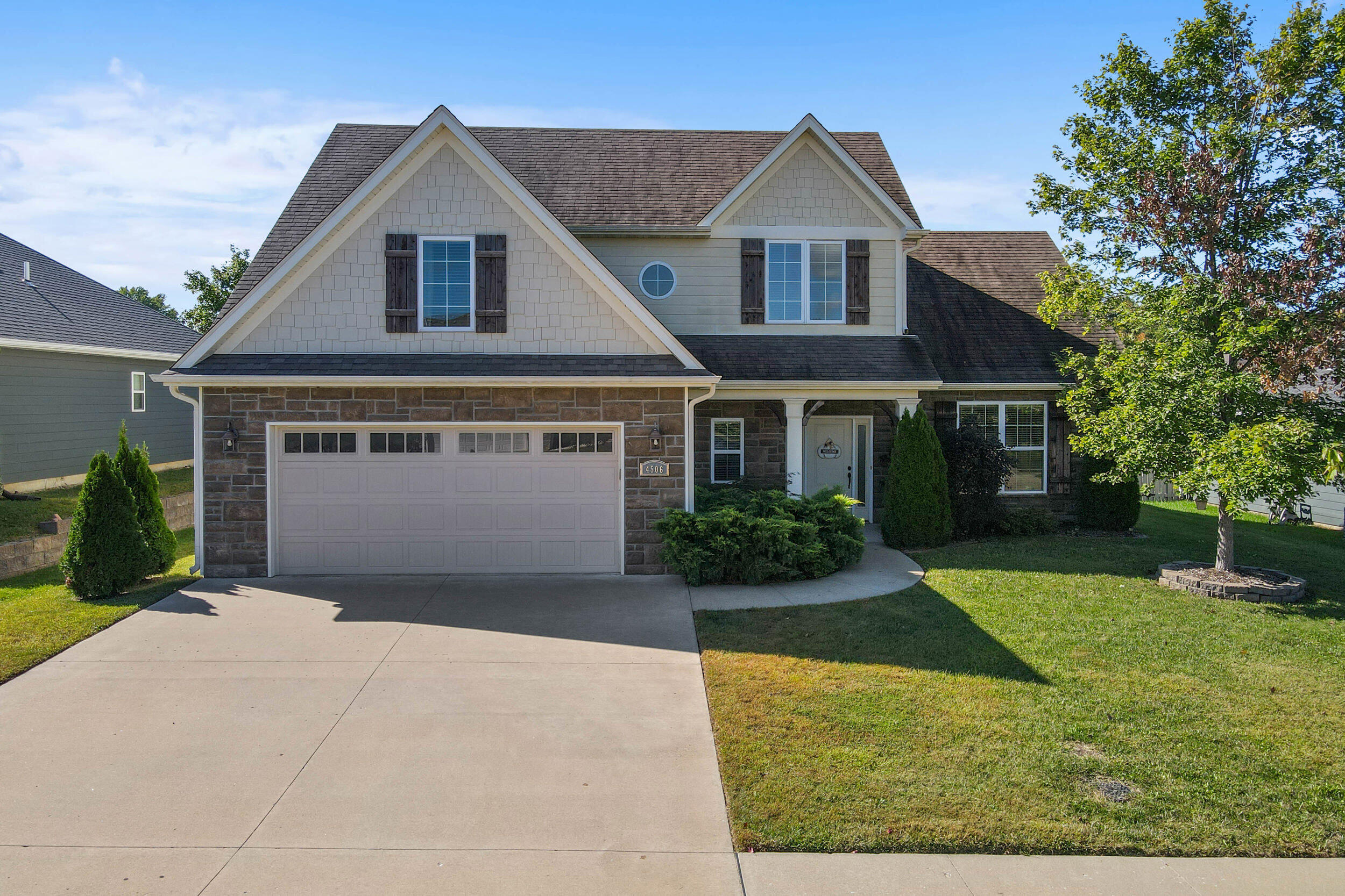 4506 Cedar Falls Ln Property Photo