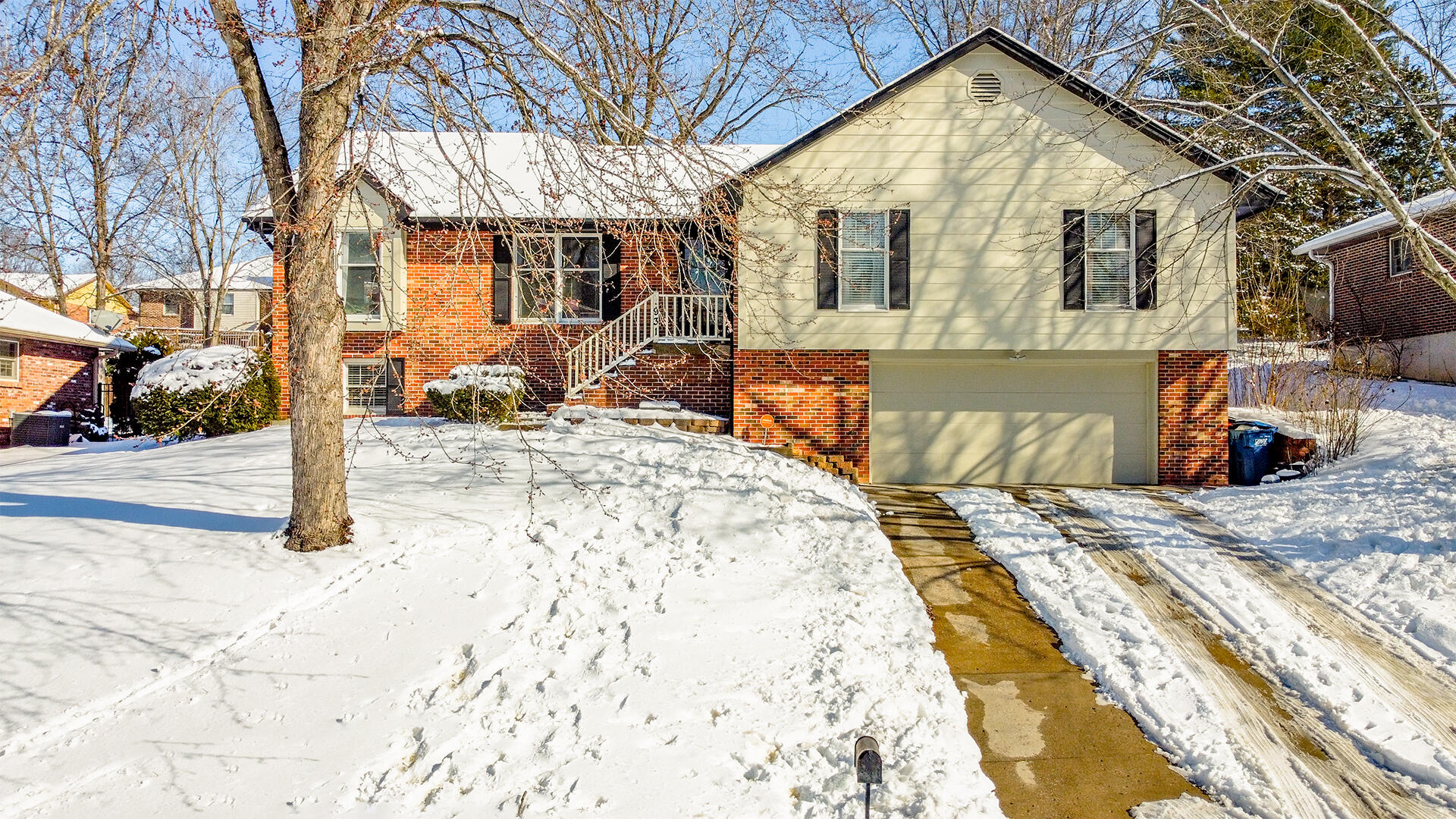 931 Cari Ann Dr Property Photo