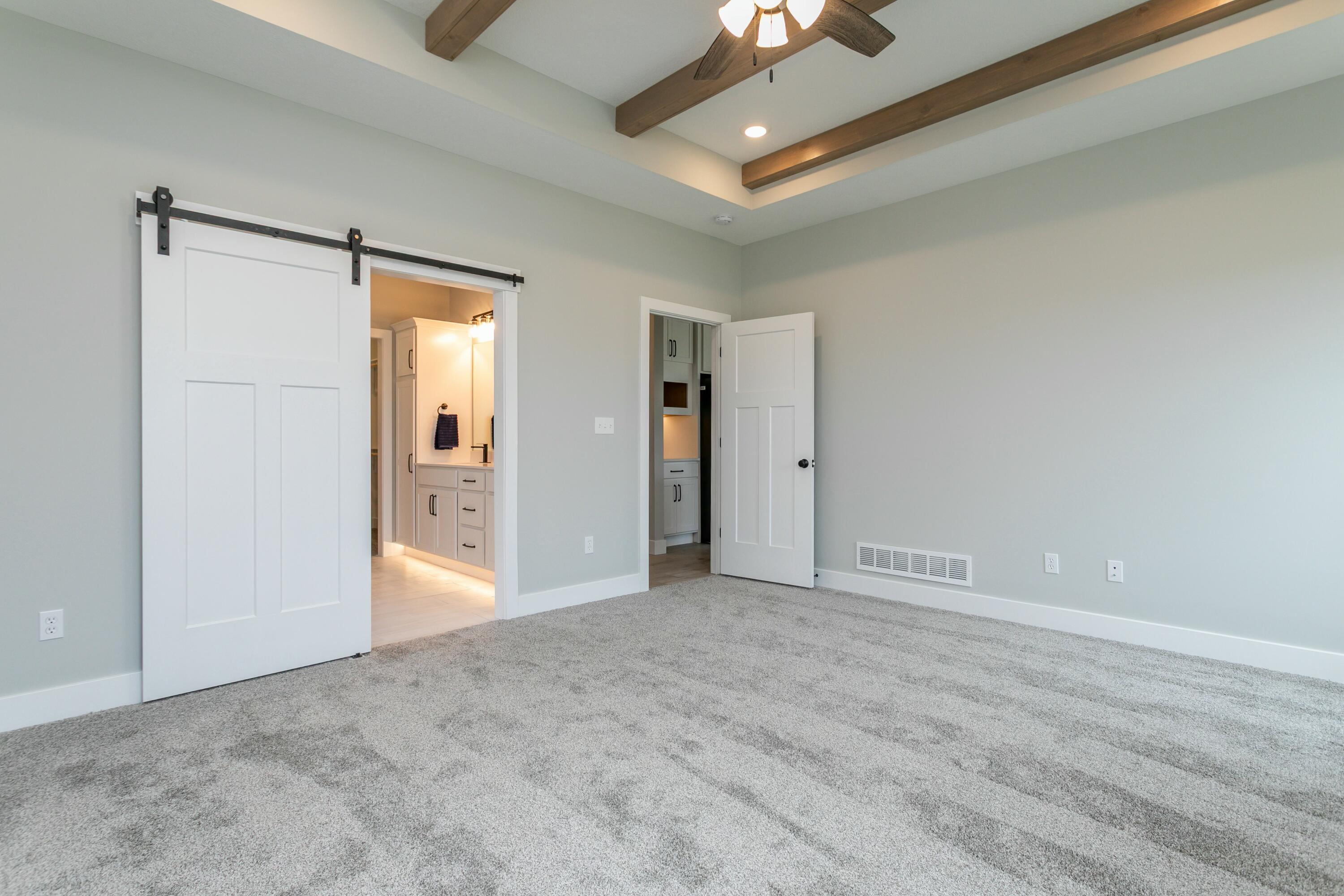 700 Sagemoor Dr Property Photo 19