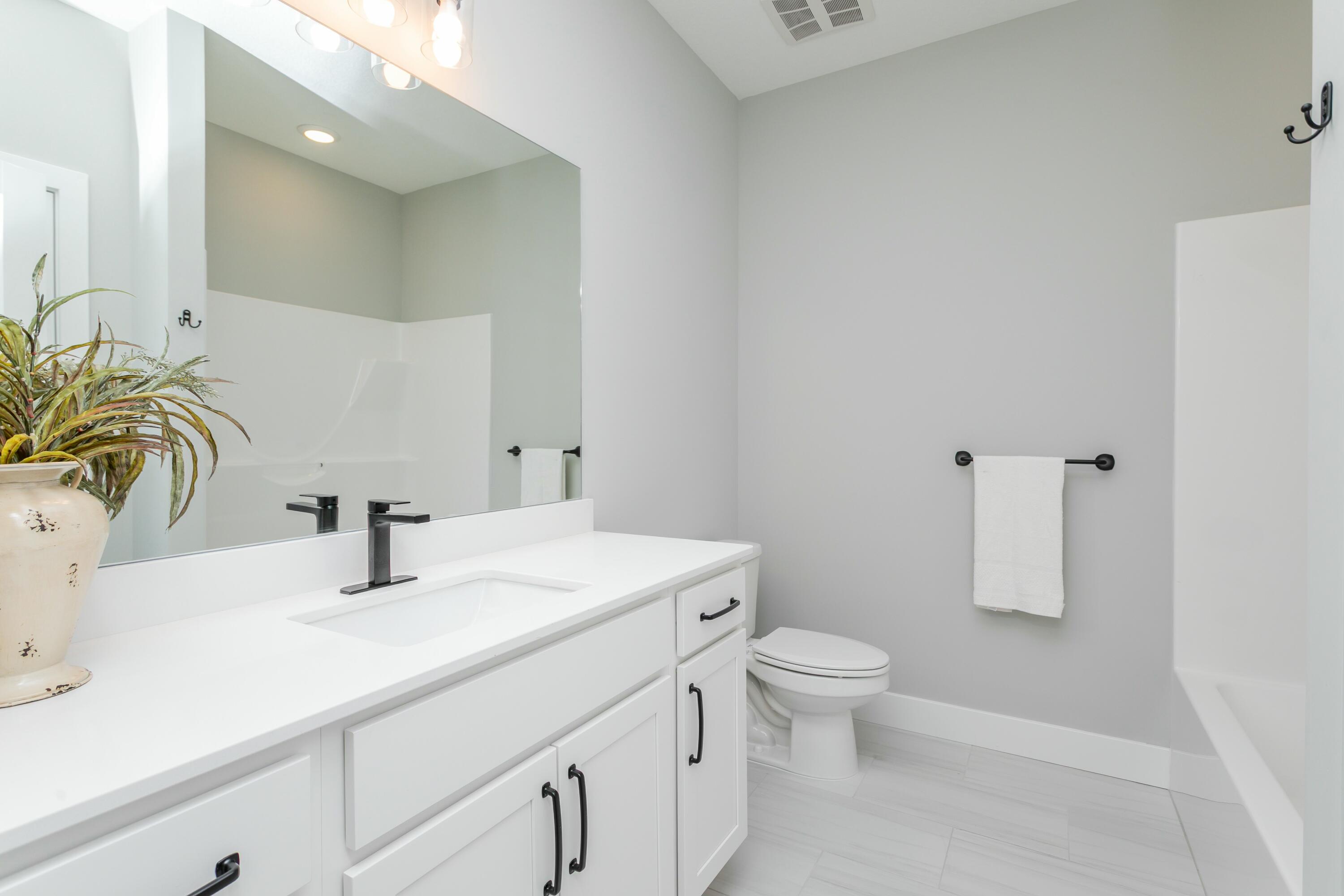 700 Sagemoor Dr Property Photo 25