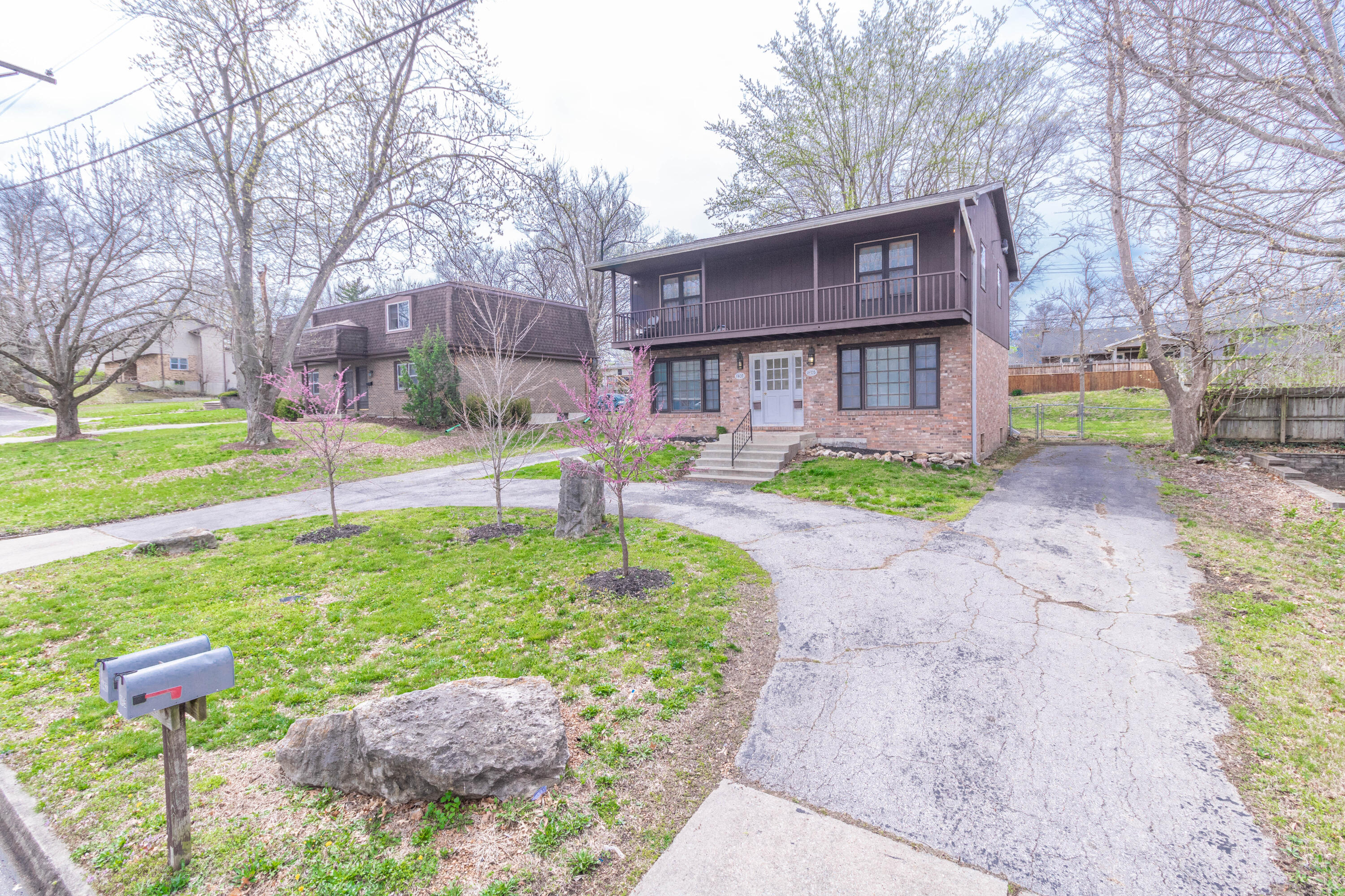 1405 Joann St Property Photo 1