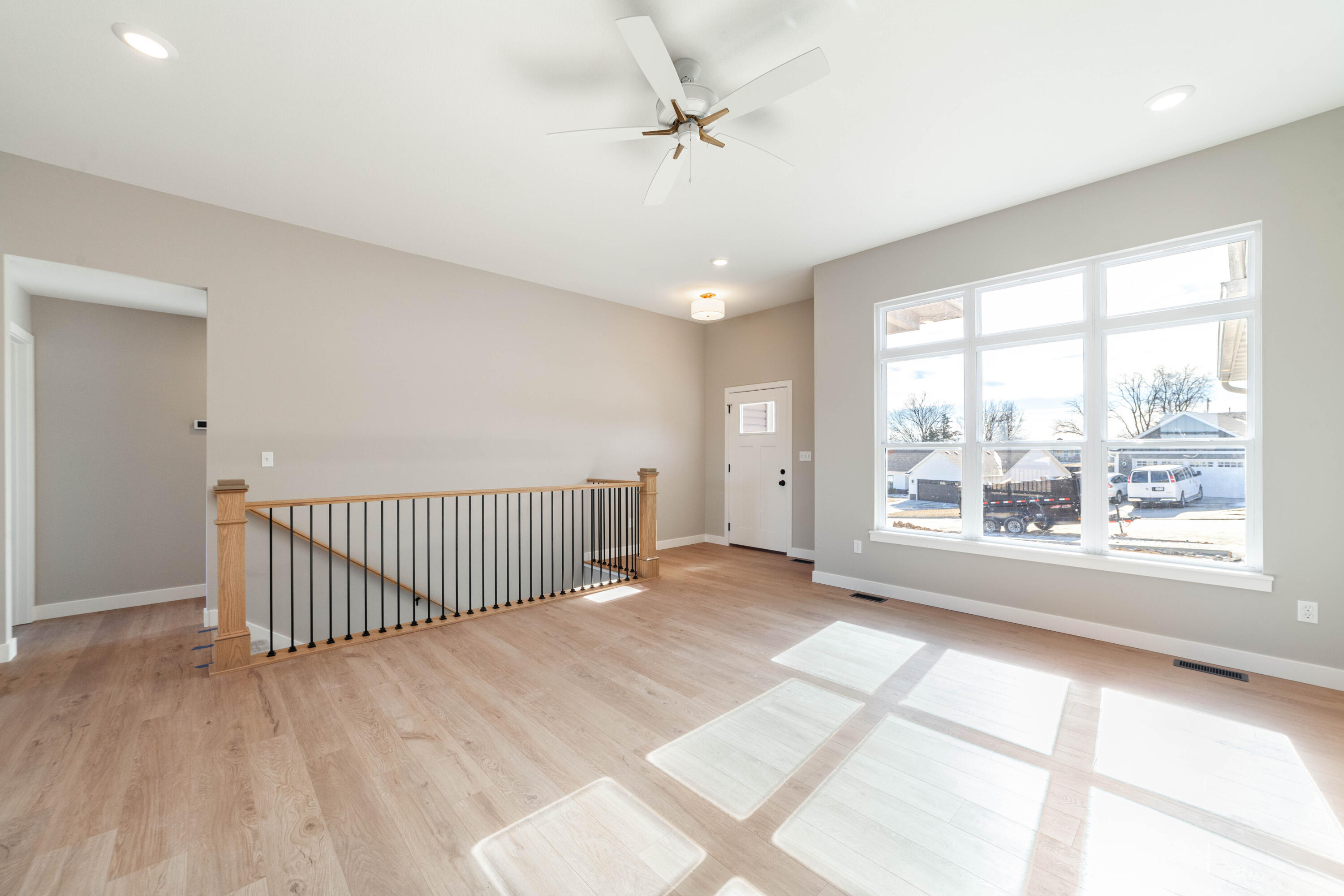 6051 Tamarack Dr Property Photo 8