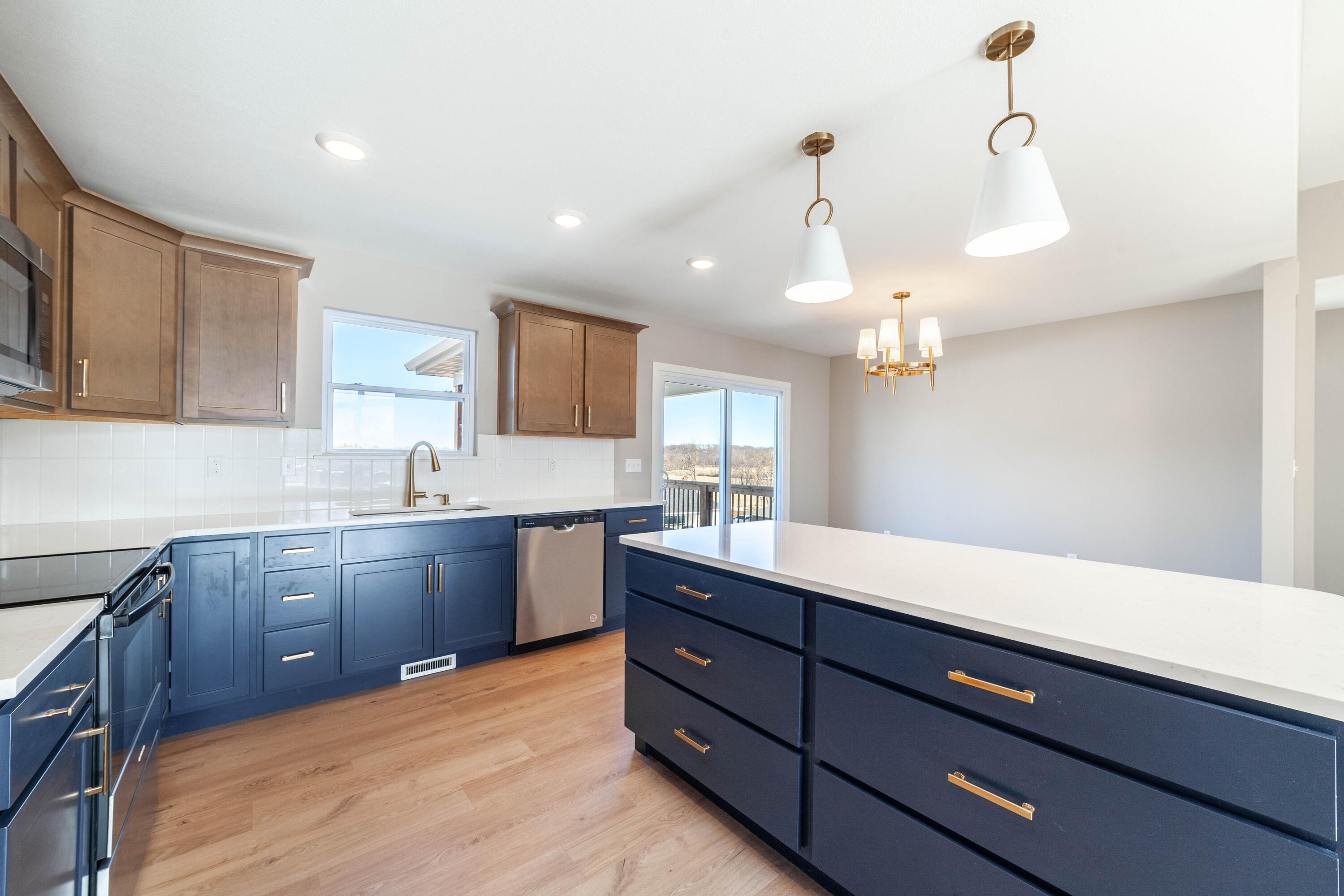 6051 Tamarack Dr Property Photo 10