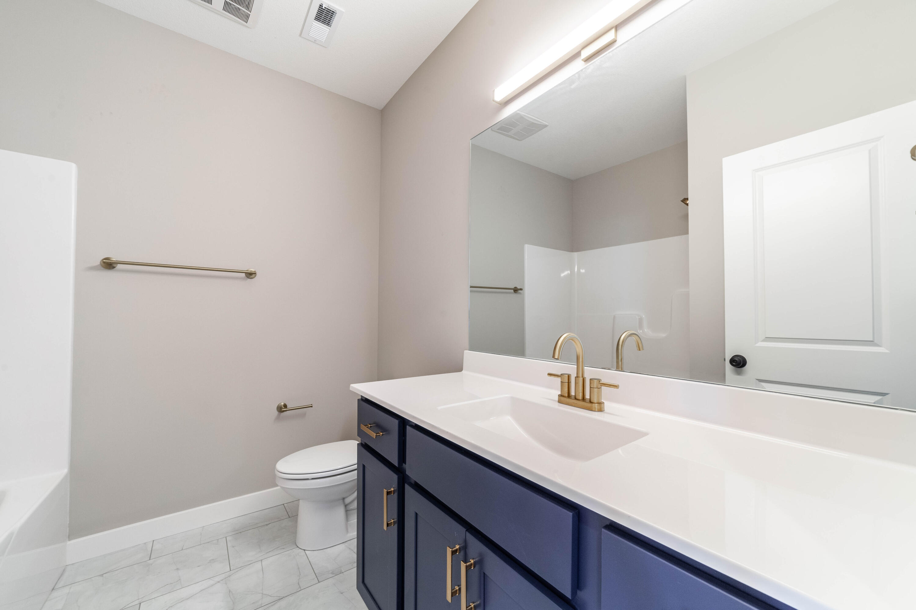6051 Tamarack Dr Property Photo 34