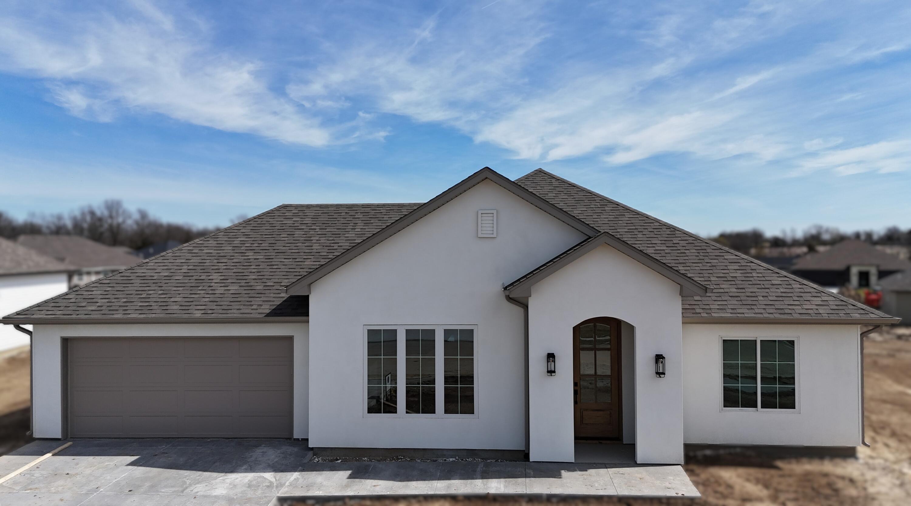 15285 General Dr Property Photo 1
