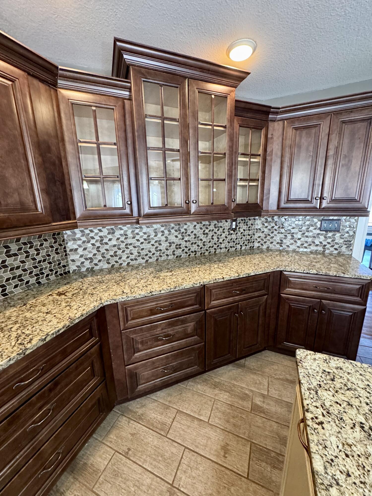 13923 Santa Fe Rd Property Photo 15
