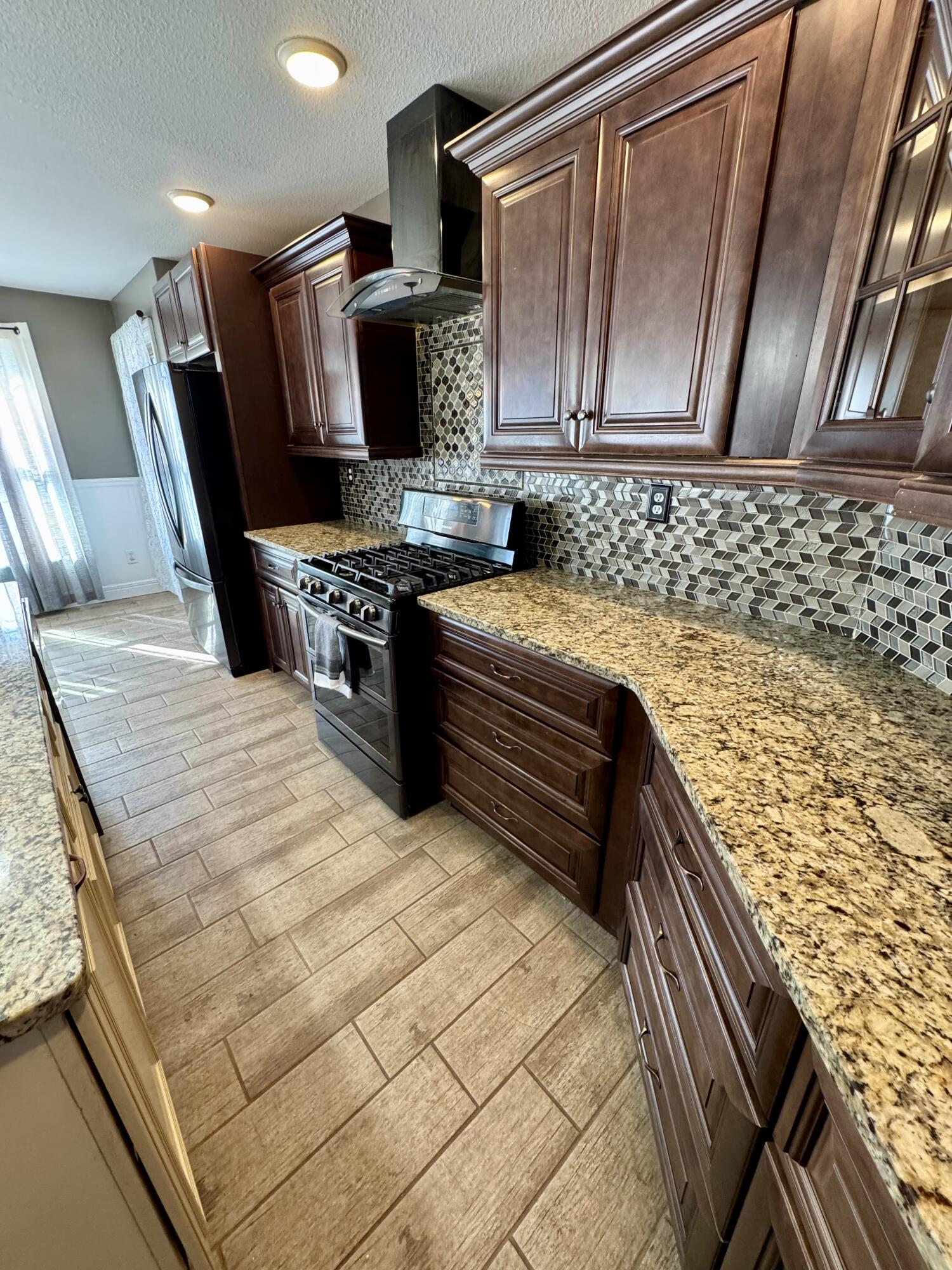 13923 Santa Fe Rd Property Photo 16