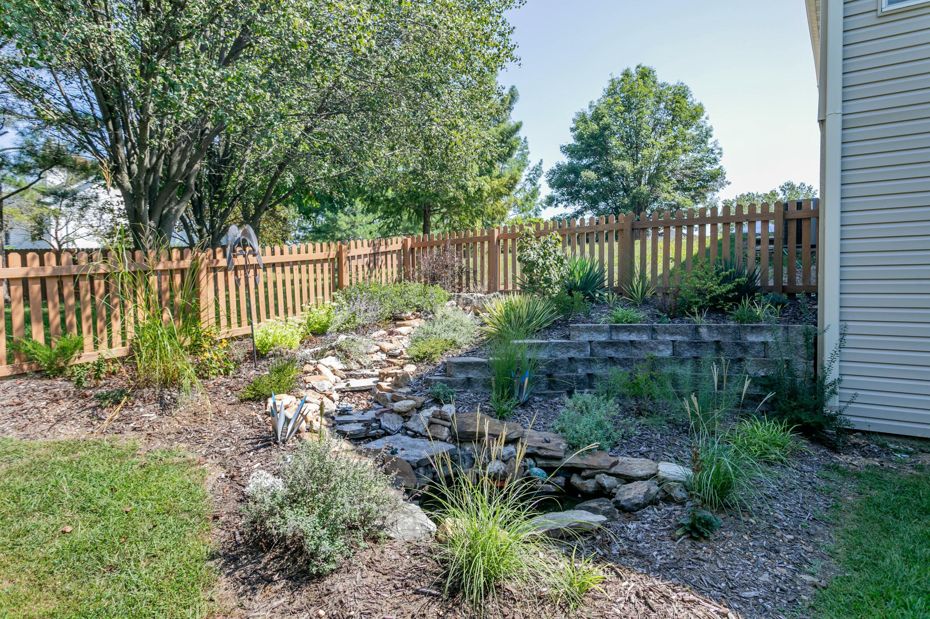 2101 N Whitewater Dr Property Photo 43