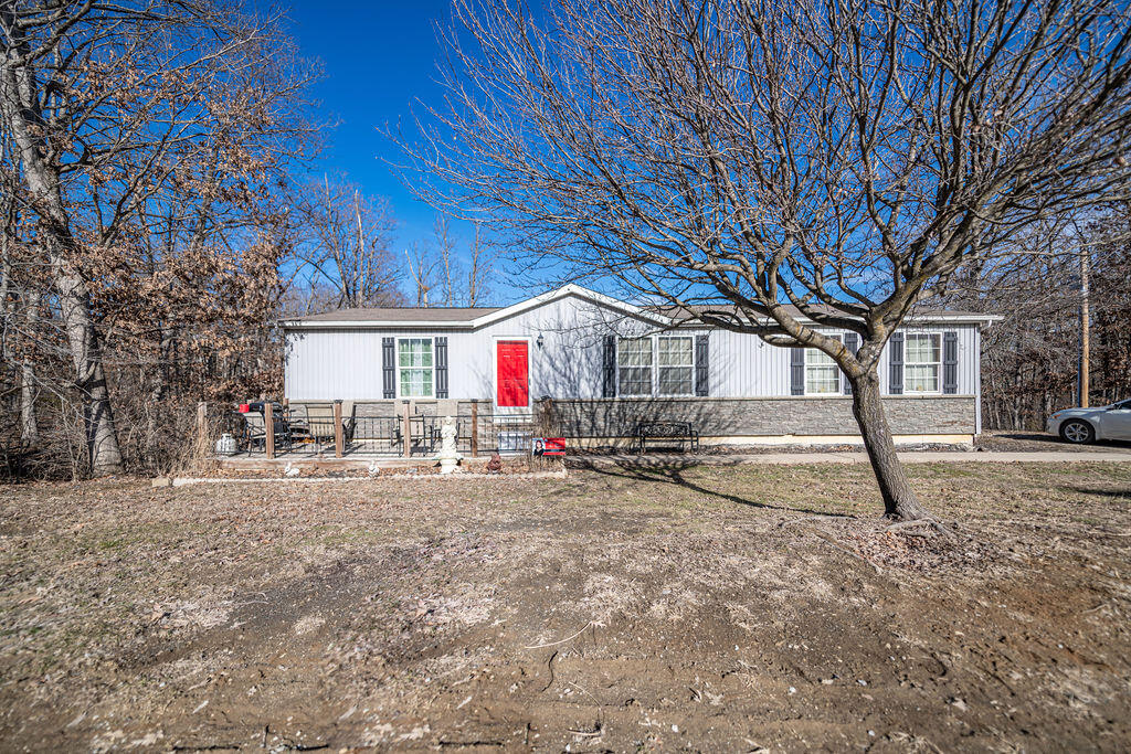 7781 W Hughes Rd Property Photo