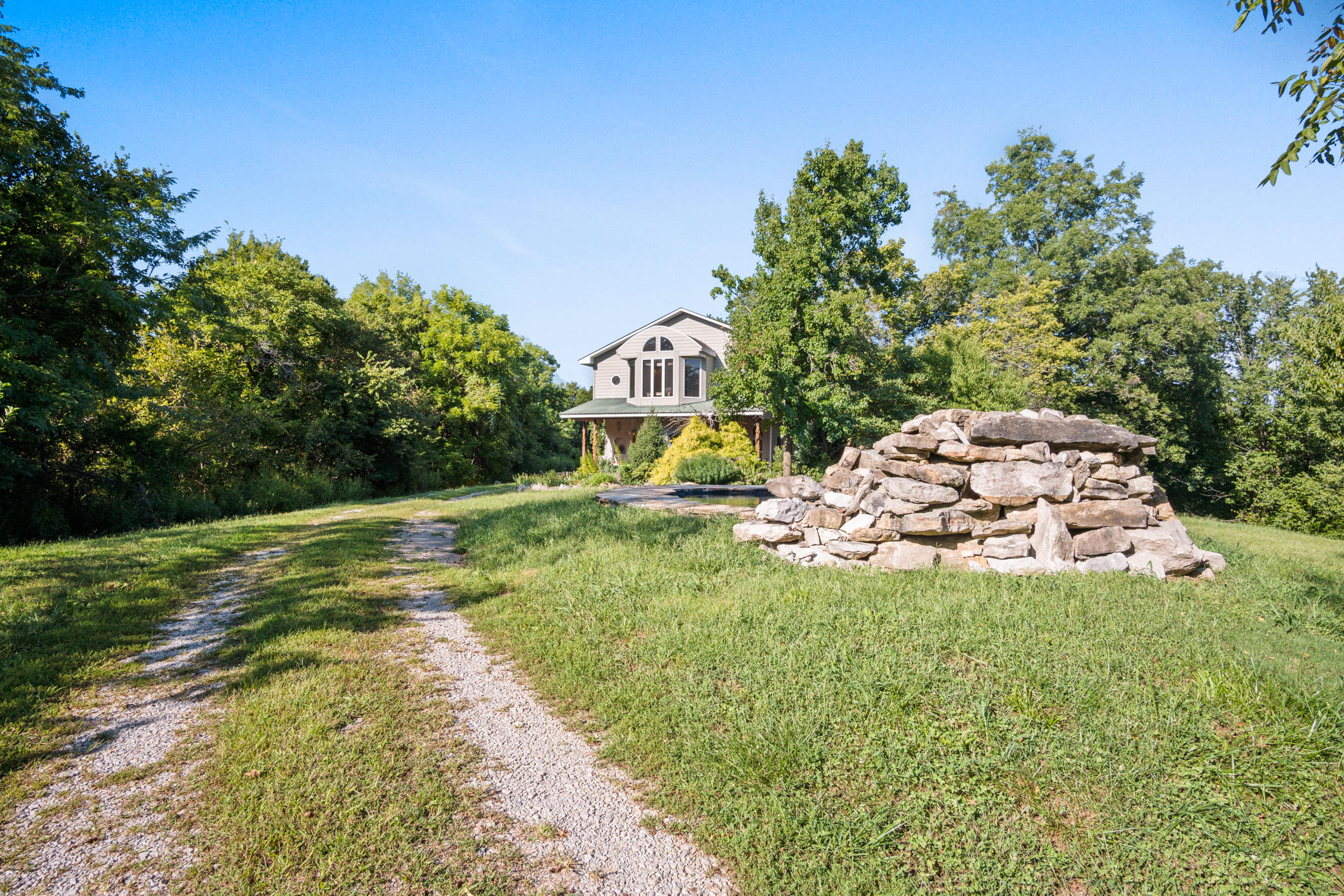 460 County Rd 328 Property Photo 2